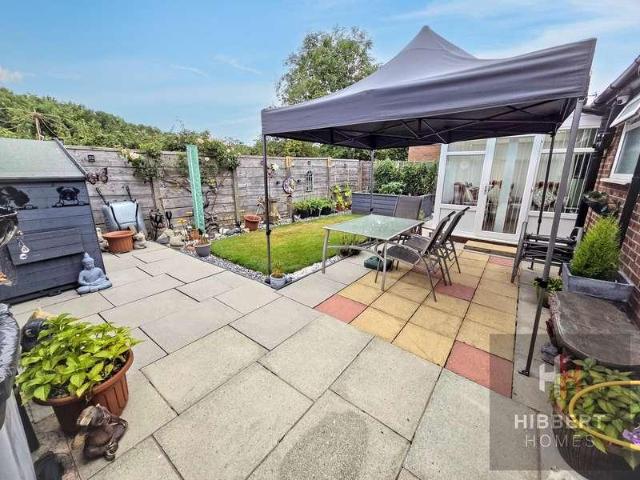 House for sale in Ashton upon Mersey, Trafford Park