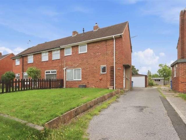 House for sale in Dunston, Chesterfield