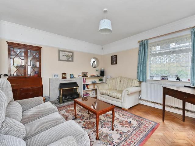 House for sale in Old Town, Heathlands