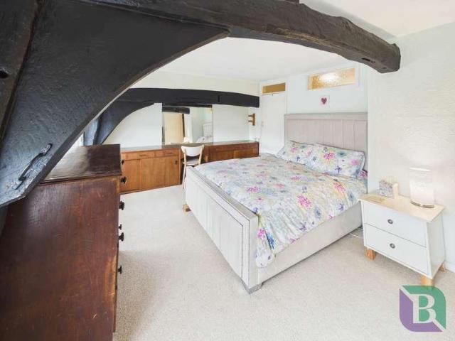House for sale in Aspley Guise, Bedfordshire