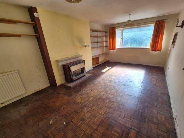 House for sale in Crewkerne, Somerset