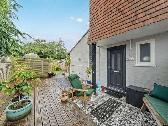 House for sale in Upper Hale, Fole