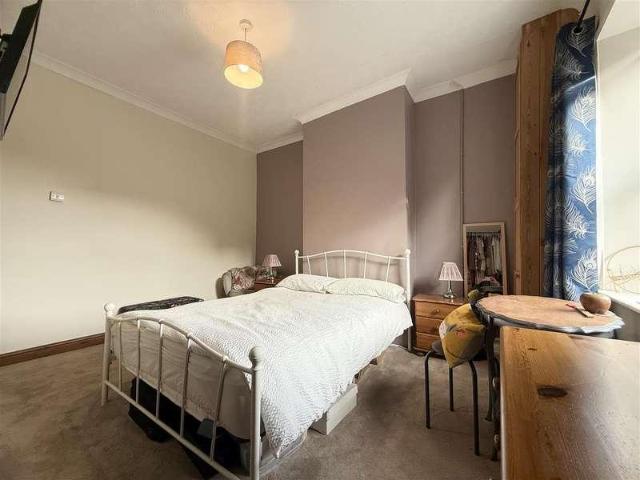 House for sale in Mapplewell, Barnsley