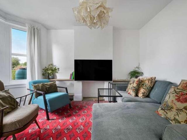 House for sale in Holland, Tandridge