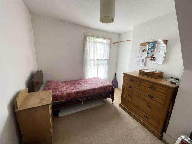 House for sale in Wyndham Park, Salisbury