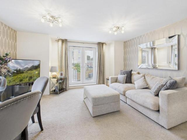 House for sale in Cottingley, West Yorkshire