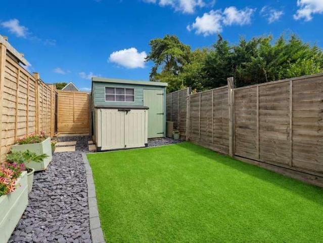House for sale in Bolton Low Houses, Hampshire
