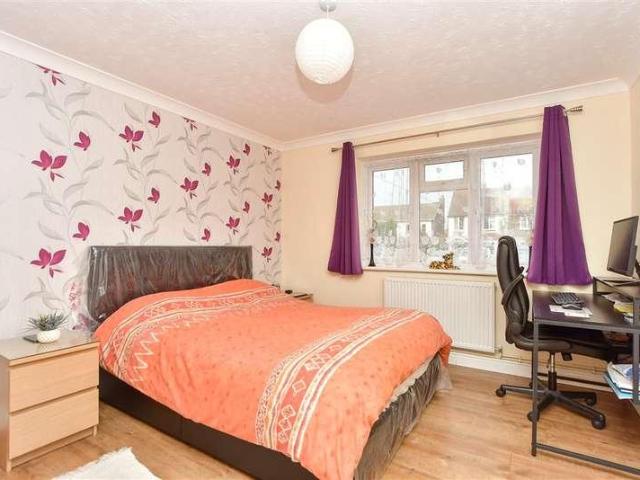 House for sale in Minster-on-Sea, Oad Street