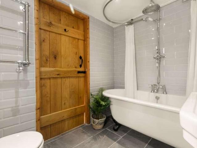 House for sale in Green Close, Warwickshire