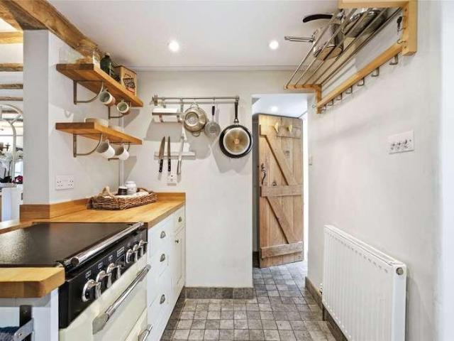 House for sale in Evershot, Oxfordshire