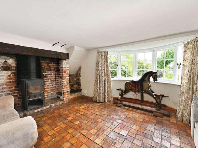 House for sale in Aldington, Bridgefield