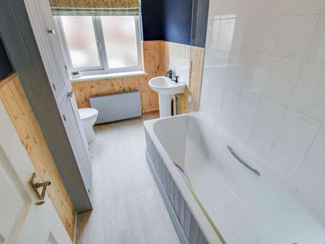 House for sale in Featherstone, North Featherstone