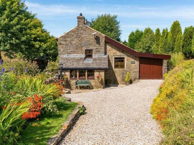 House for sale in Hartington Upper Quarter, High Peak
