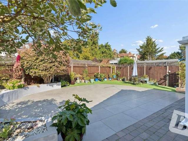 House for sale in Gravesend, Gravesham