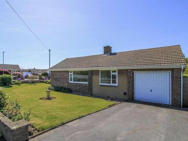 House for sale in Wentbridge, West Yorkshire