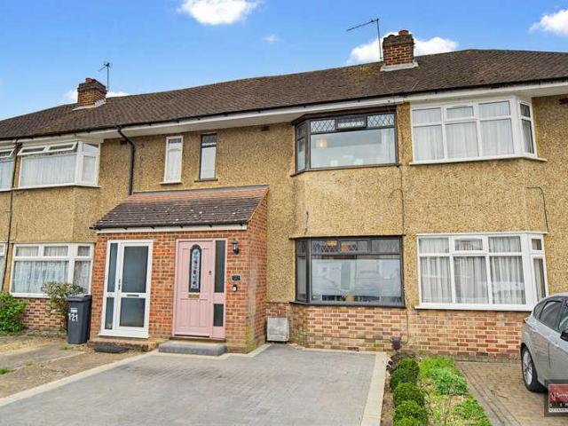 House for sale in London Borough of Hounslow, Feltham