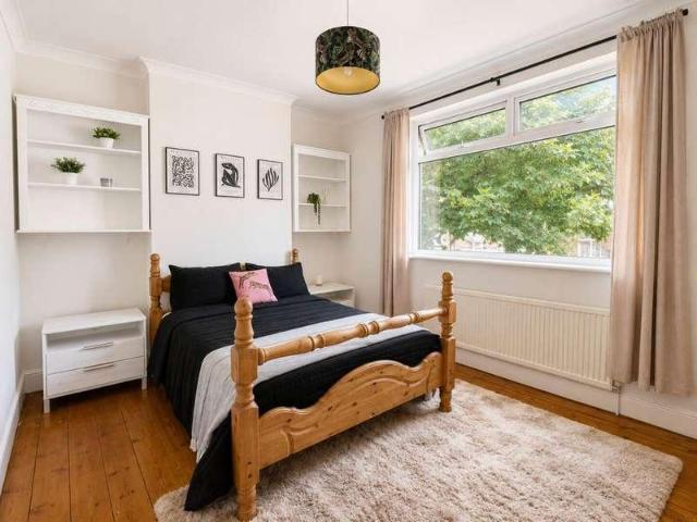 House for sale in Beckton, Greater London