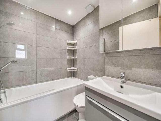 House for sale in Northwood, Greater London