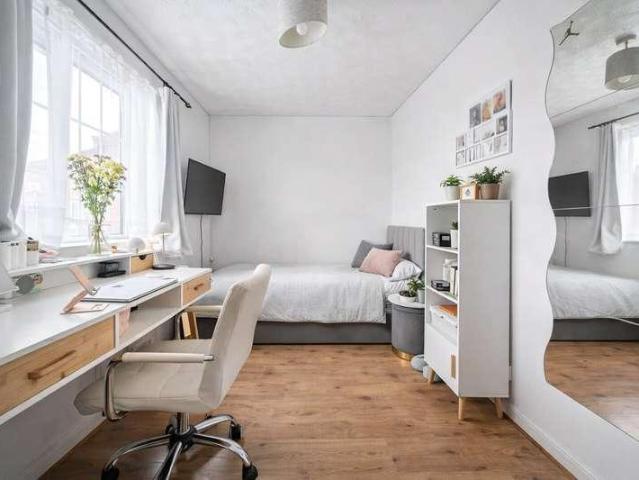 House for sale in Beckton, Greater London