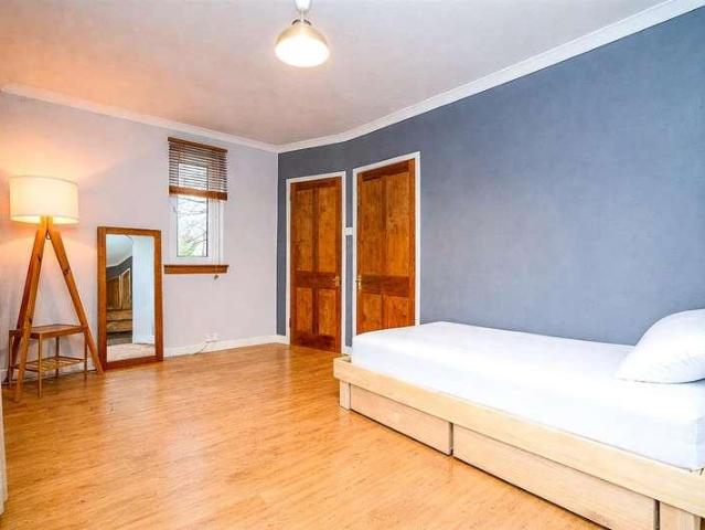 House for sale in Ecclesmachan, Scotland