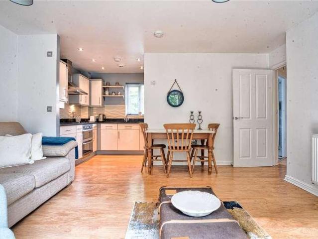 House for sale in Old Town, Swindon