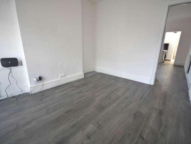 House for sale in New Bilton