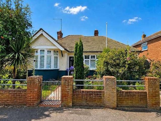 House for sale in Oxenden, The Bridge