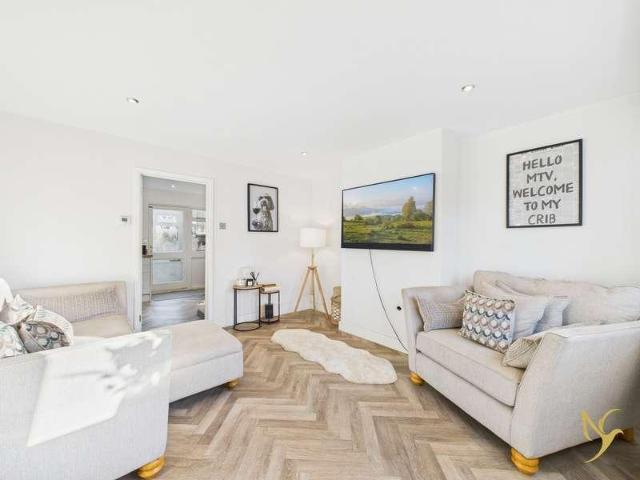 House for sale in Drakes Broughton and Wadborough, Crookhill