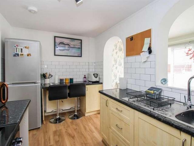 House for sale in Wakefield, Flanshaw