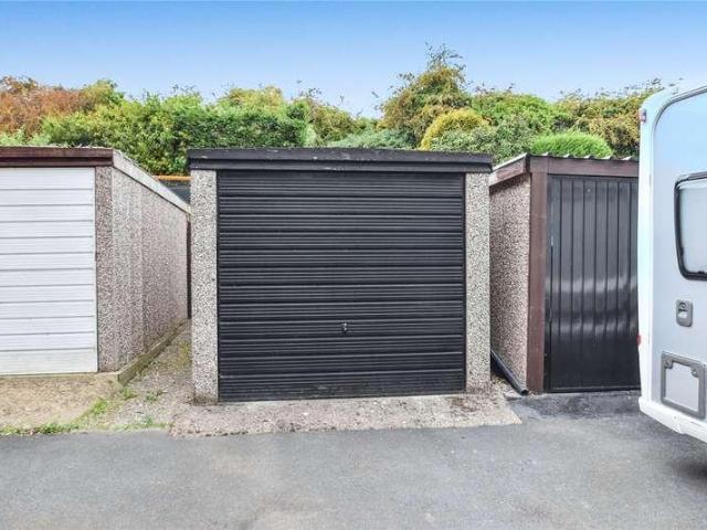 House for sale in Primsland, Crookhill