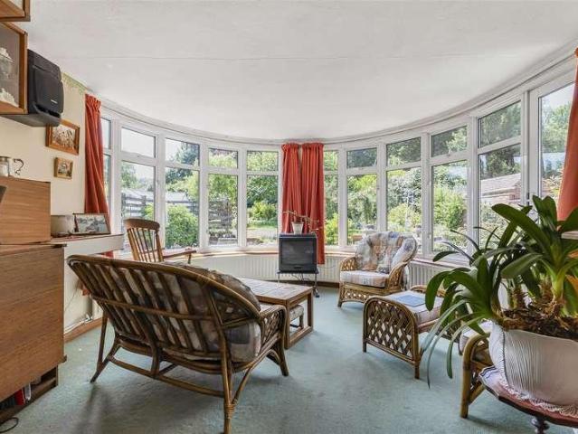 House for sale in Hodsoll Street, The Butts