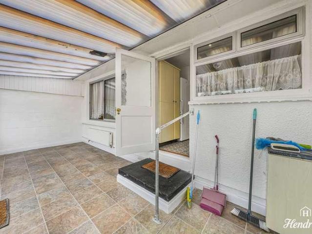 House for sale in Hadleigh, Castle Point
