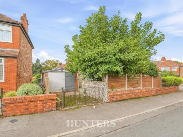 House for sale in Burnedge, Greater Manchester
