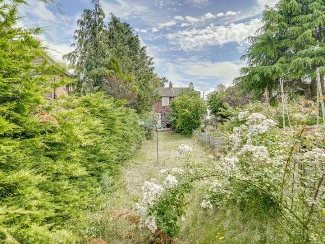 House for sale in Leighton-Linslade, Leighton Buzzard