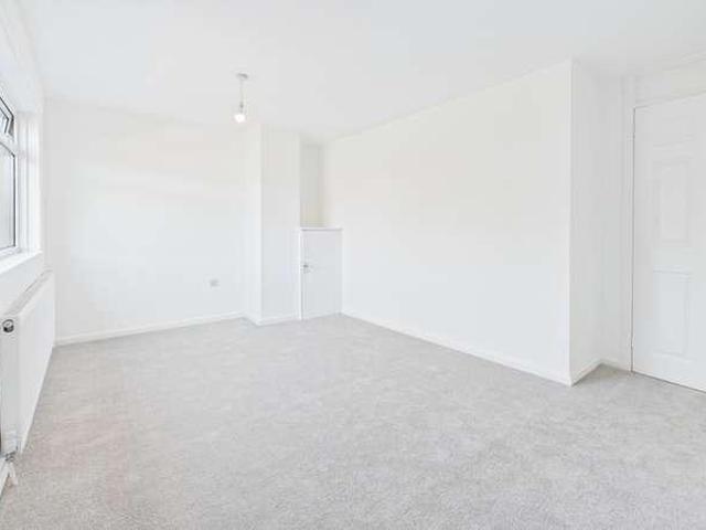 House for sale in Linwood, Scotland