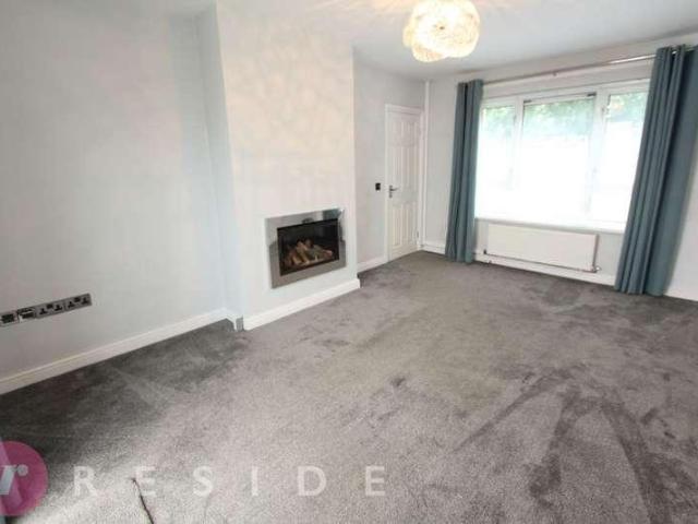 House for sale in Buersil Head, Burnedge
