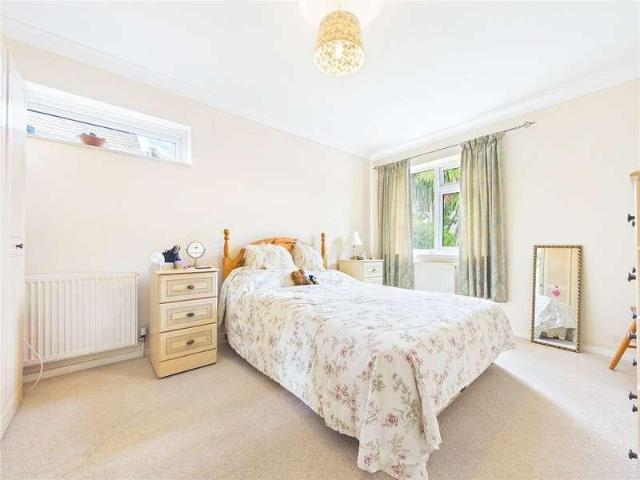 House for sale in Barnard's Green, Forthampton