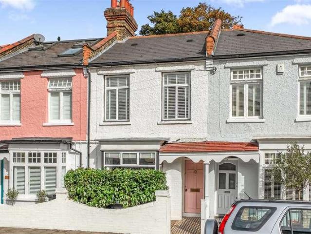 House for sale in Strand-on-the-Green, Greater London