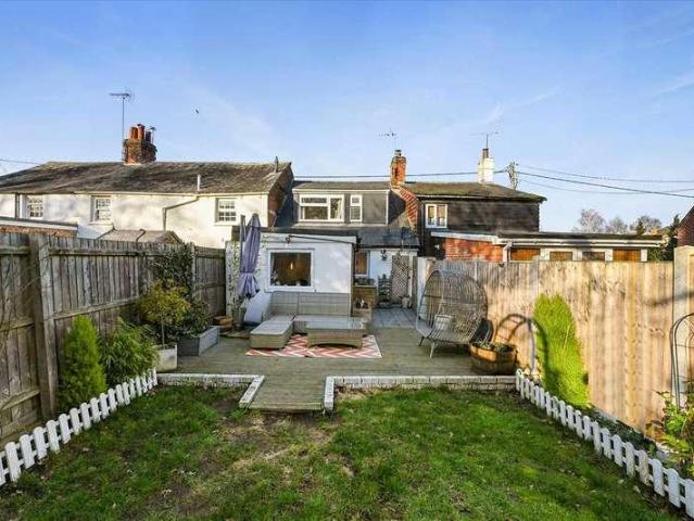 House for sale in Dale Hill, Essex