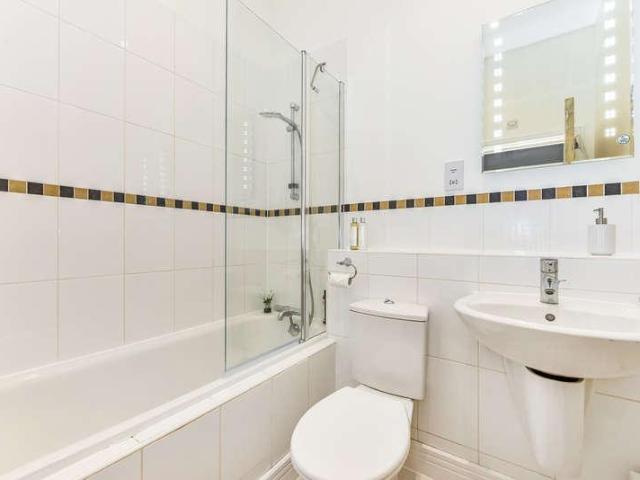 House for sale in Fareham, Knowle
