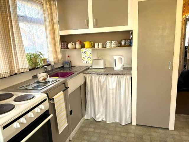 House for sale in New Catton, East Bank