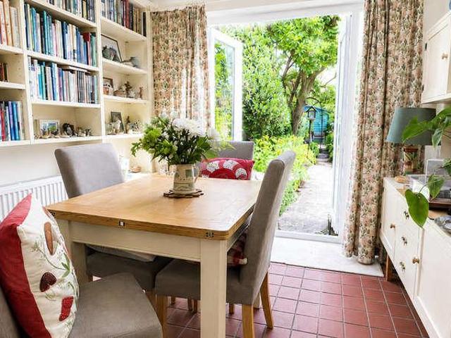 House for sale in Petersfield, Bolton Low Houses