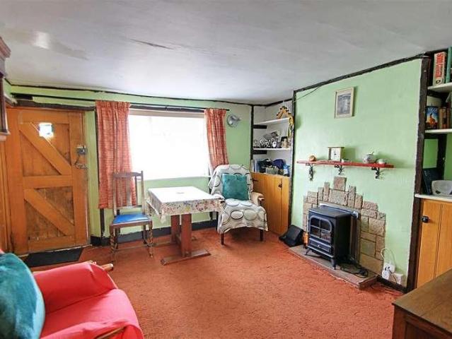 House for sale in Batchworth, Hertfordshire