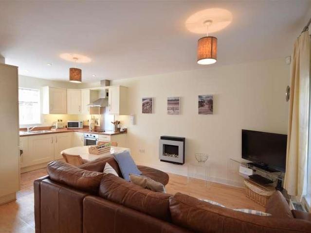 House for sale in Heathlands, East Sussex