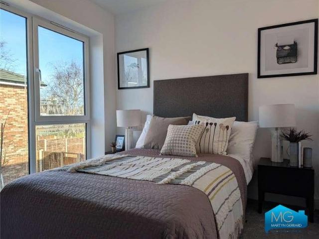 House for sale in Finchley, Greater London