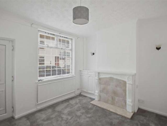 House for sale in Elmton, East Midlands