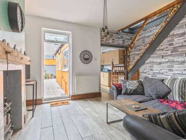 House for sale in Victoria, Newport