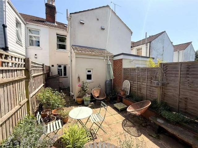 House for sale in Barton Stacey, Hampshire