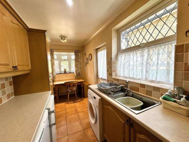 House for sale in Kedleston, East Midlands