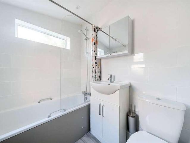 House for sale in The Slade, Oxfordshire